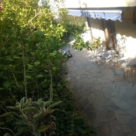 Oasi Tra I Limoni San Remo